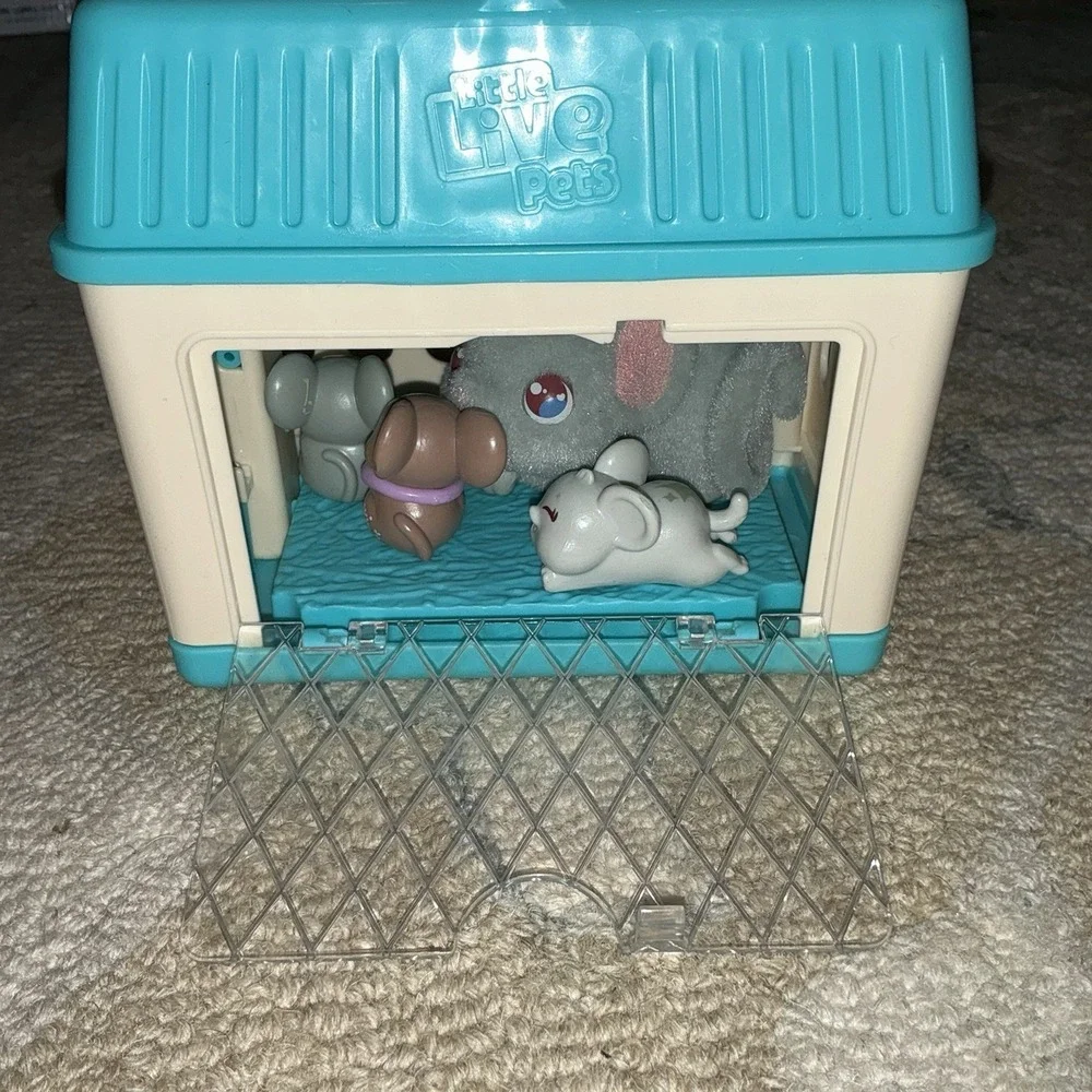 Little Live Pets Mama Mouse Surprise 3 Babies Cage Mom